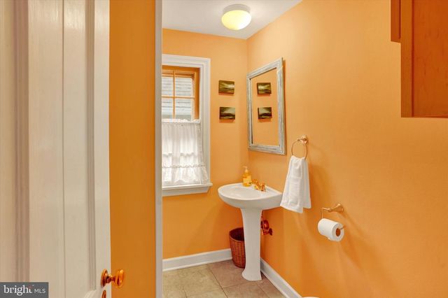 755 FETTERS MILL RD, Huntingdon Valley, PA 19006