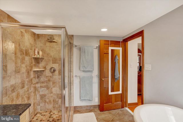 755 FETTERS MILL RD, Huntingdon Valley, PA 19006