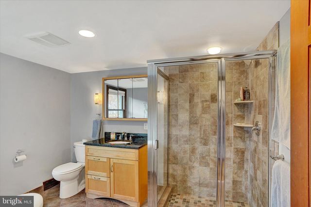 755 FETTERS MILL RD, Huntingdon Valley, PA 19006