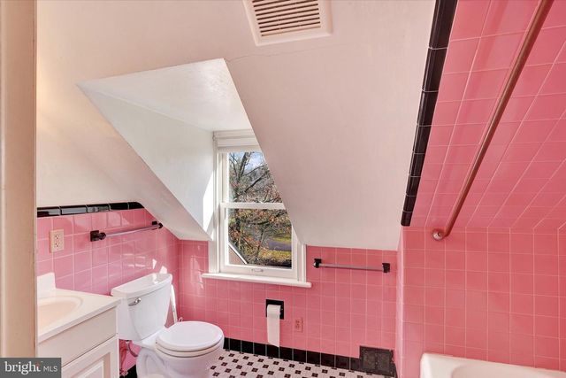 755 FETTERS MILL RD, Huntingdon Valley, PA 19006