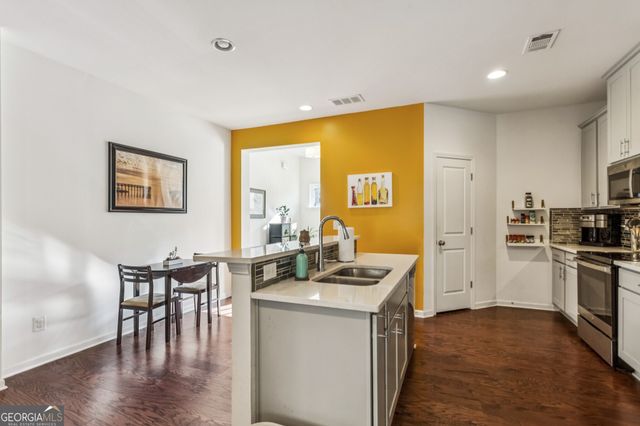 823 Ambient Way SW, Atlanta, GA 30331