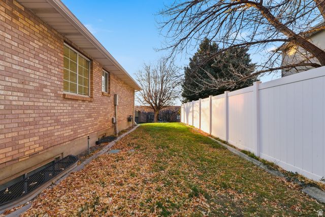 3325 S BOUNTIFUL BLVD, Bountiful, UT 84010