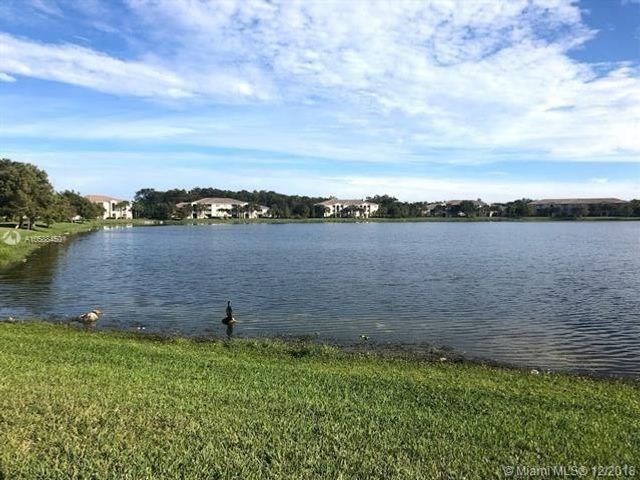 5005 Wiles Road 108, Coconut Creek, FL 33073