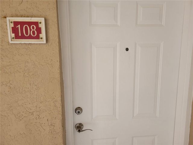 5005 Wiles Road 108, Coconut Creek, FL 33073