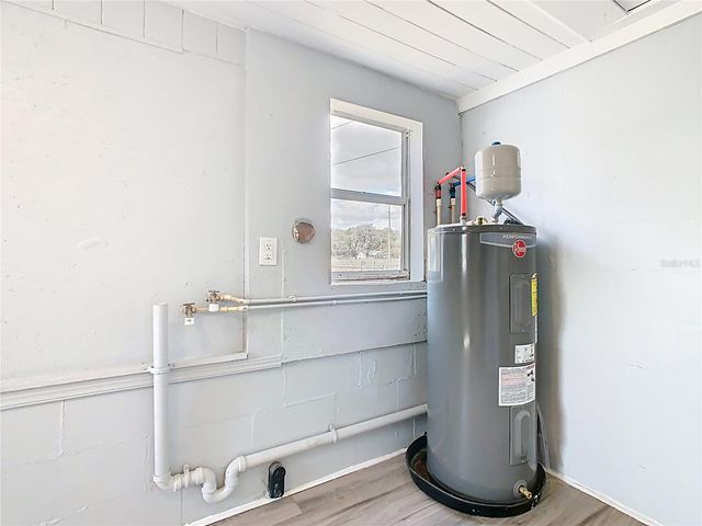 105 HERRICK STREET, Auburndale, FL 33823