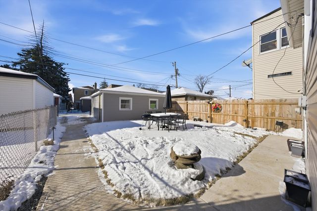 1610 S 50th Avenue, Cicero, IL 60804