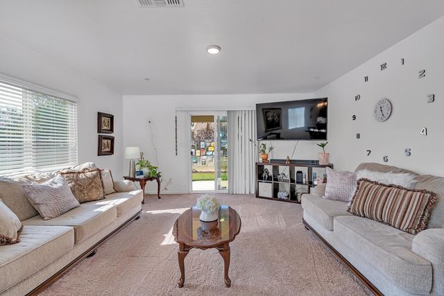 336 Solano St, Madera, CA 93638