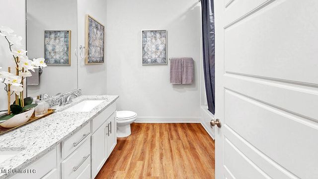 204 Serenity Lake Drive, Pearl, MS 39208