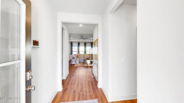 204 Serenity Lake Drive, Pearl, MS 39208