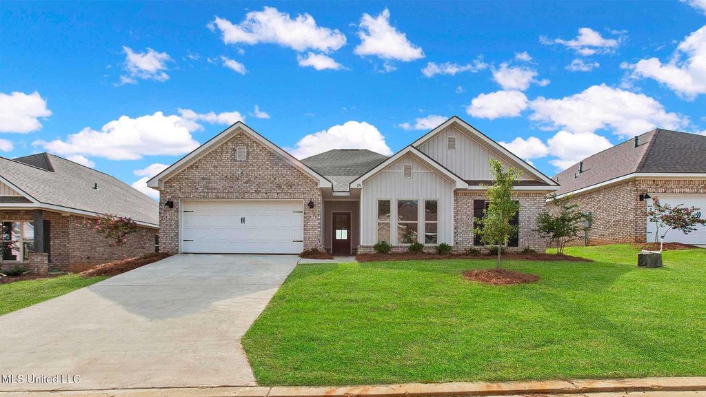204 Serenity Lake Drive, Pearl, MS 39208