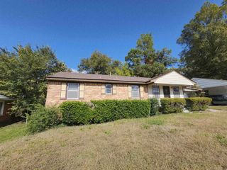 1930 CORNING AVE, Memphis, TN 38127