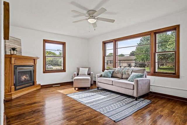 1301 30th STREET S, La Crosse, WI 54601
