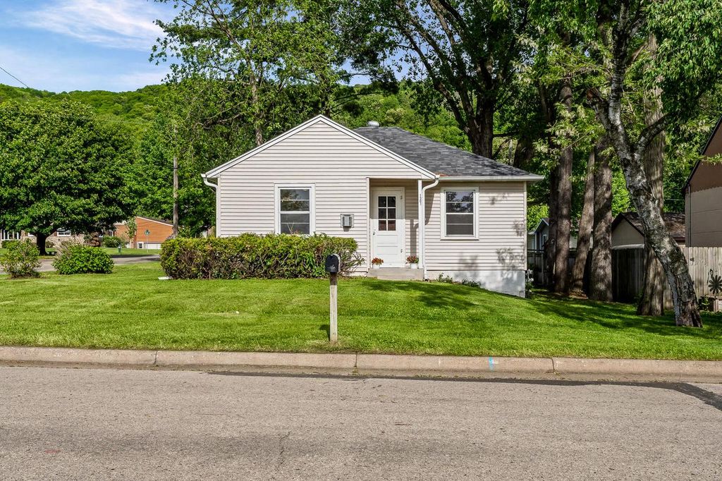 1301 30th STREET S, La Crosse, WI 54601