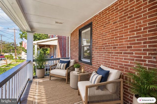 16 NEW RD, Aston, PA 19014