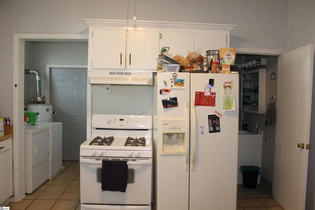 2510 E Brown Street, Seneca, SC 29678