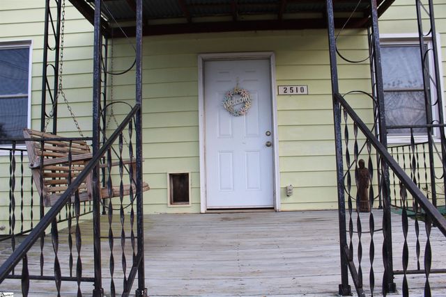 2510 E Brown Street, Seneca, SC 29678