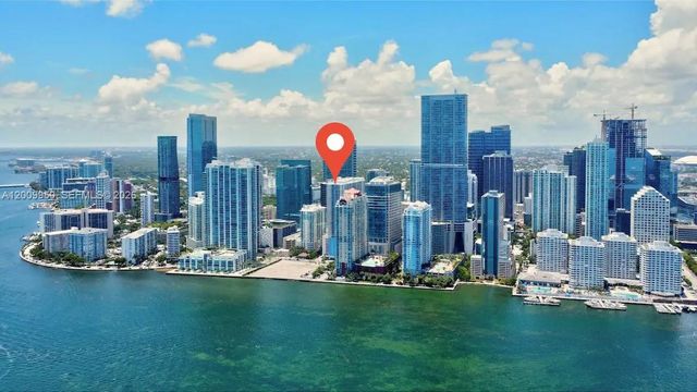 1200 Brickell Bay Dr 1404, Miami, FL 33131