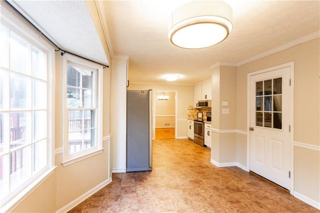 184 Wildflower Drive, Social Circle, GA 30025