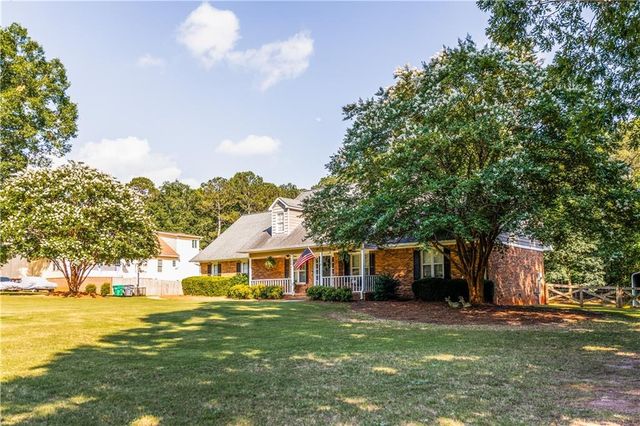 184 Wildflower Drive, Social Circle, GA 30025