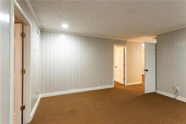 184 Wildflower Drive, Social Circle, GA 30025
