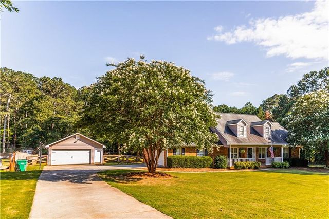184 Wildflower Drive, Social Circle, GA 30025