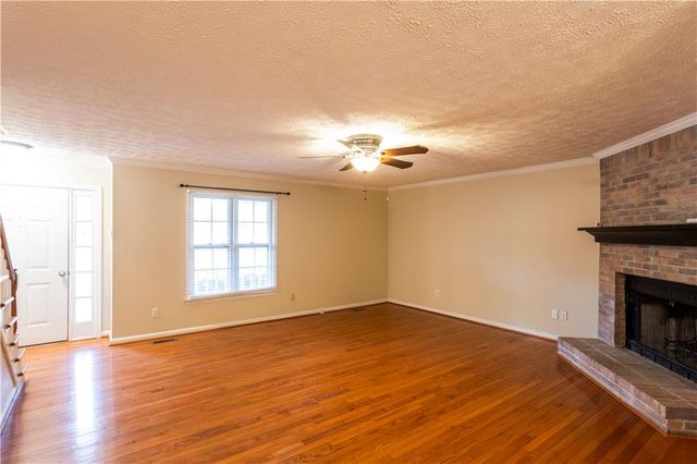 184 Wildflower Drive, Social Circle, GA 30025