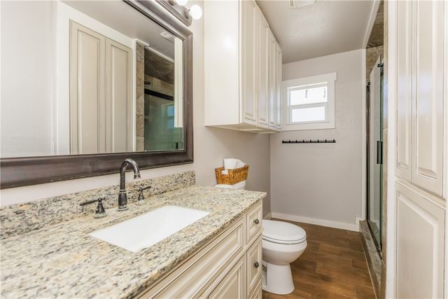 3701 Waldron, Corpus Christi, TX 78418