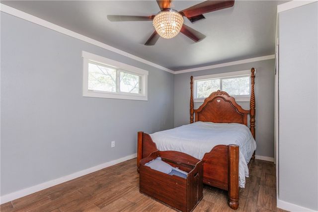 3701 Waldron, Corpus Christi, TX 78418