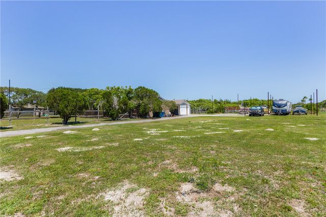 3701 Waldron, Corpus Christi, TX 78418