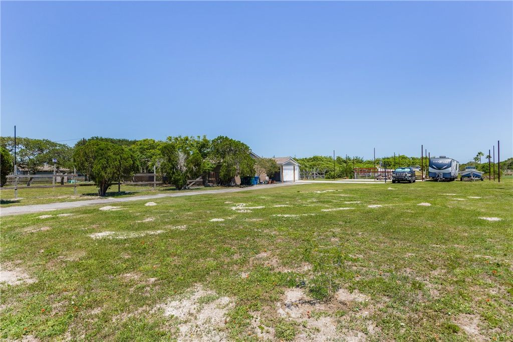 3701 Waldron, Corpus Christi, TX 78418 — photo 3