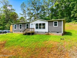 140 County Road 124, Athens, TN 37303