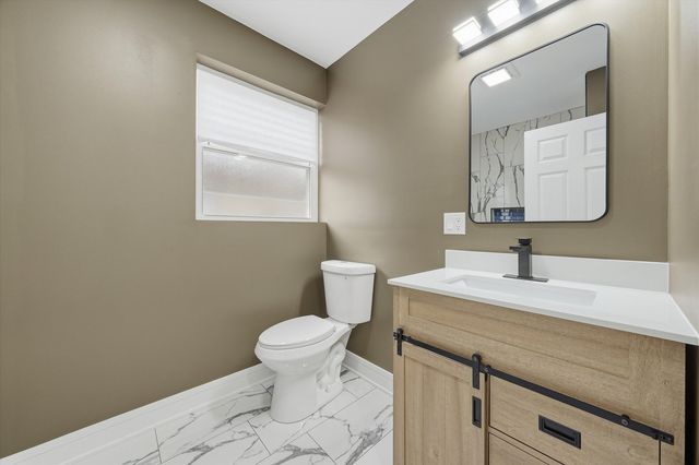 8817 S Parnell Avenue, Chicago, IL 60620
