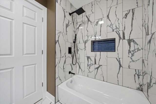 8817 S Parnell Avenue, Chicago, IL 60620