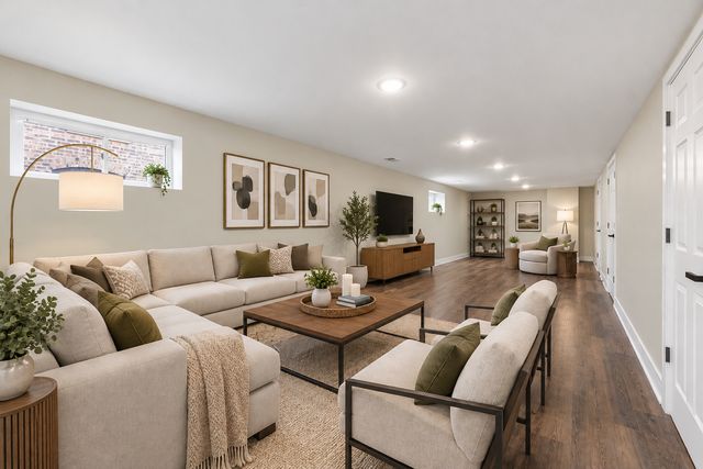 8817 S Parnell Avenue, Chicago, IL 60620