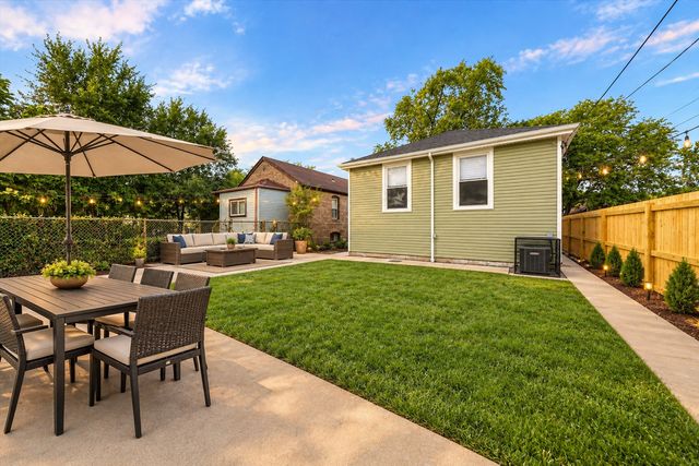 8817 S Parnell Avenue, Chicago, IL 60620