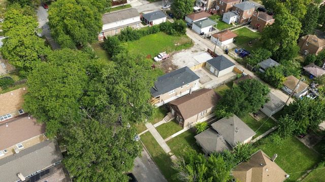 8817 S Parnell Avenue, Chicago, IL 60620