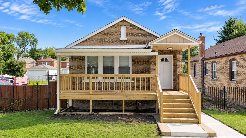 8817 S Parnell Avenue, Chicago, IL 60620
