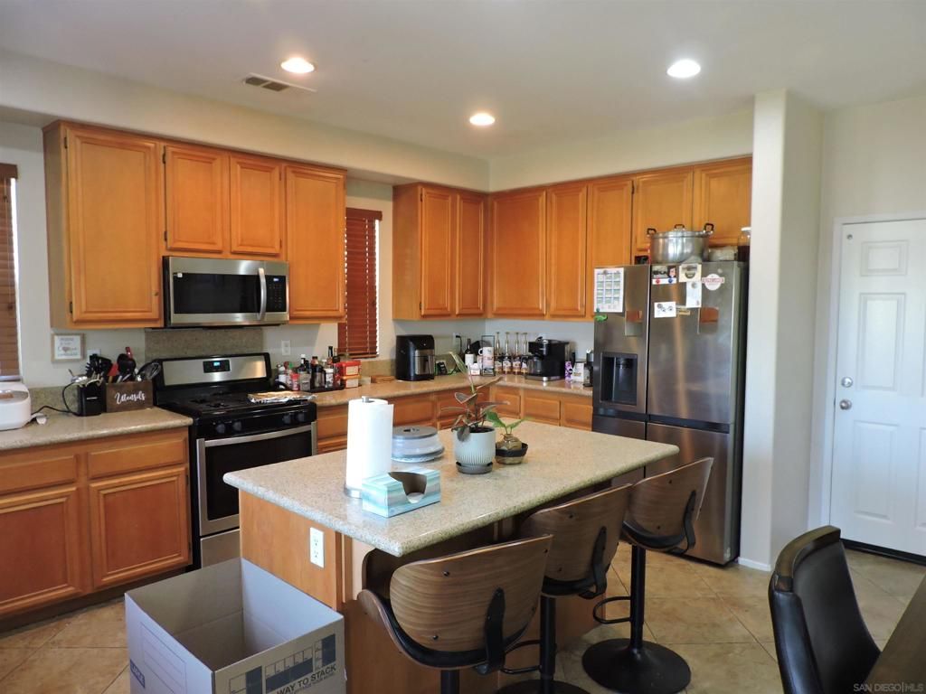 Image 4 of property listing at 28716 Autumn, Menifee, CA 92584