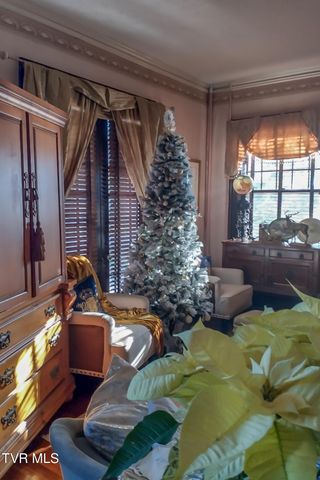 130 Solar Street, Bristol, VA 24201