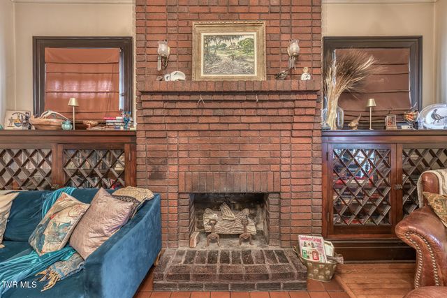 130 Solar Street, Bristol, VA 24201