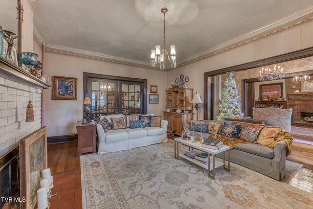 130 Solar Street, Bristol, VA 24201