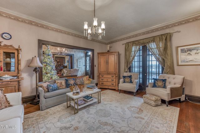 130 Solar Street, Bristol, VA 24201