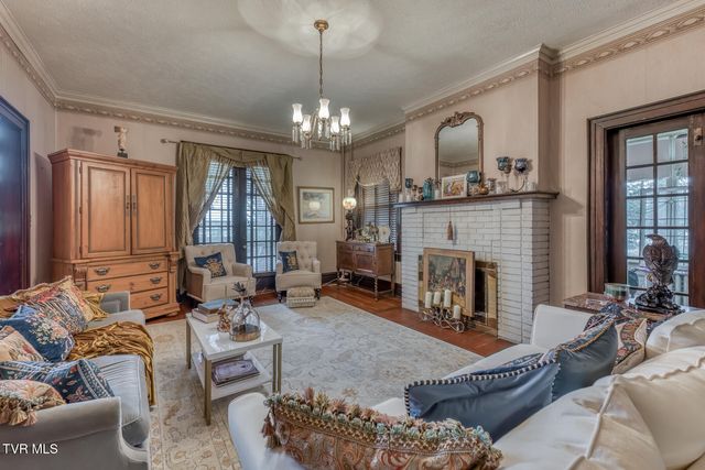 130 Solar Street, Bristol, VA 24201