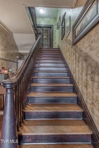 130 Solar Street, Bristol, VA 24201