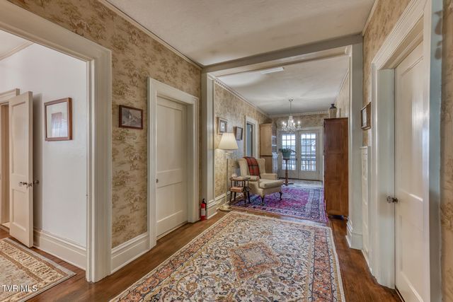 130 Solar Street, Bristol, VA 24201