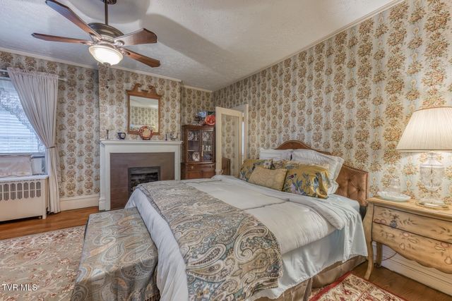 130 Solar Street, Bristol, VA 24201