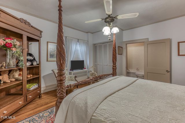 130 Solar Street, Bristol, VA 24201