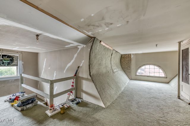 130 Solar Street, Bristol, VA 24201