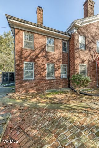130 Solar Street, Bristol, VA 24201