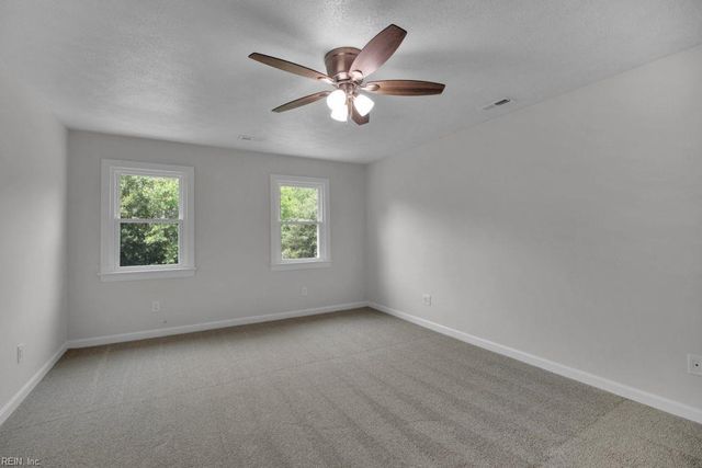 105 Londonderry LN, Williamsburg, VA 23188